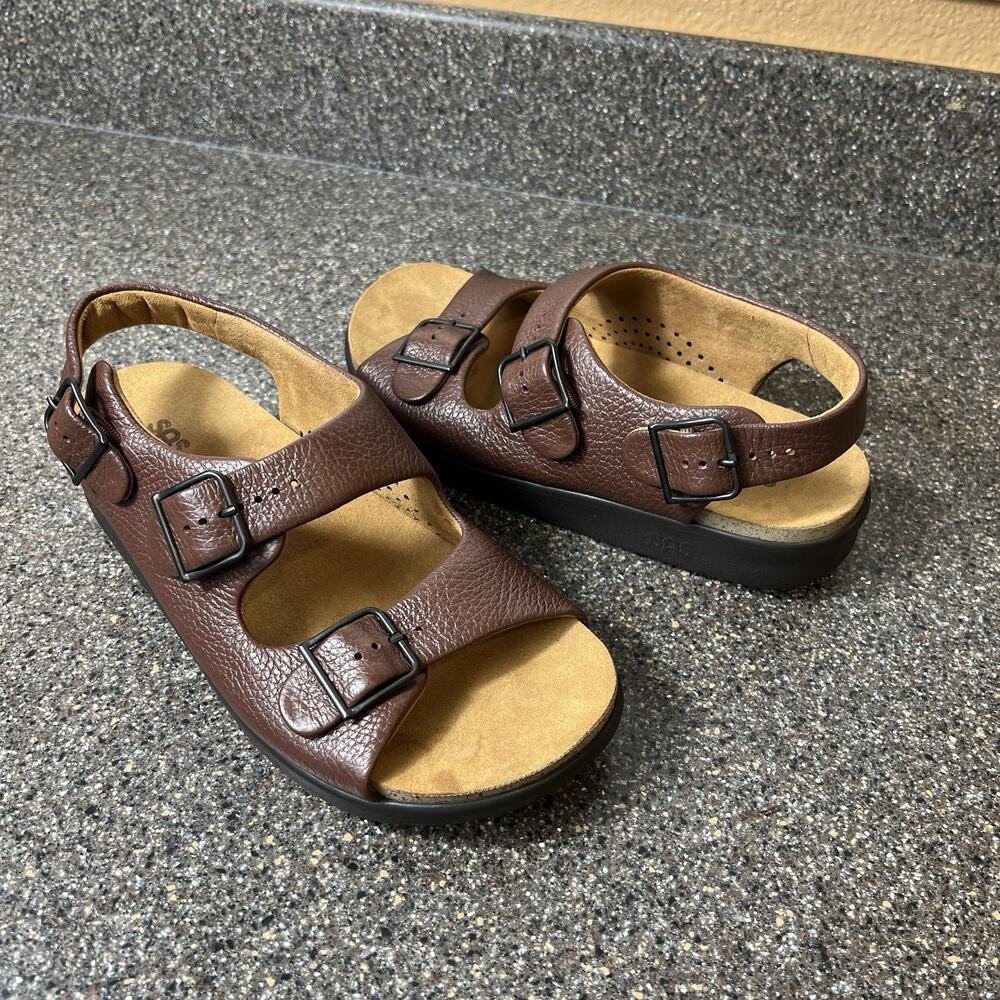 SAS Womens Size 8 W Brown Leather Sandal Sling Back Open Toe Comfort Casual Flat